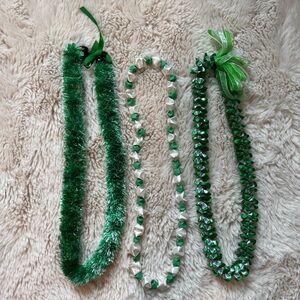 Green and White Hawaiian Lei Set